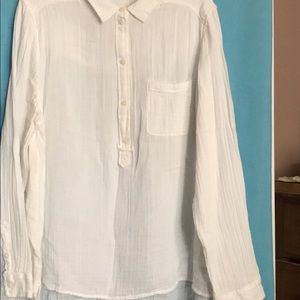 Women’s long-sleeve top